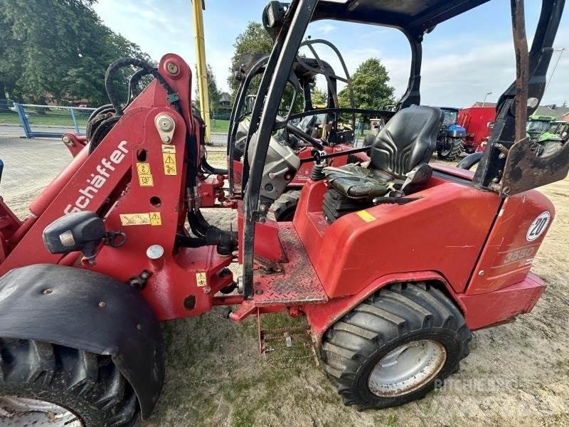 Schäffer 3550 前装载和挖掘机