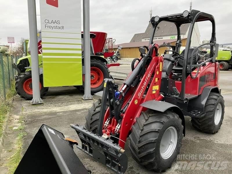 Schäffer 3630 滑移装载机