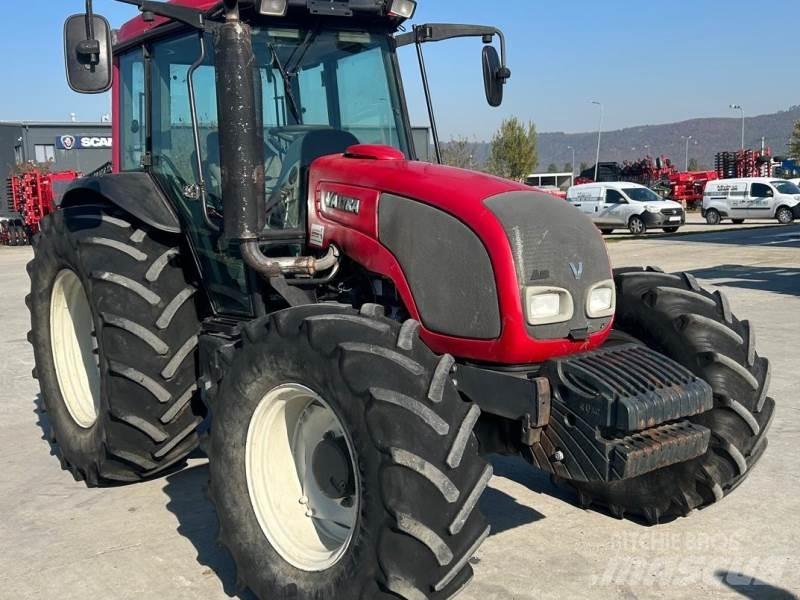 Valtra A93 H 拖拉机/农用车