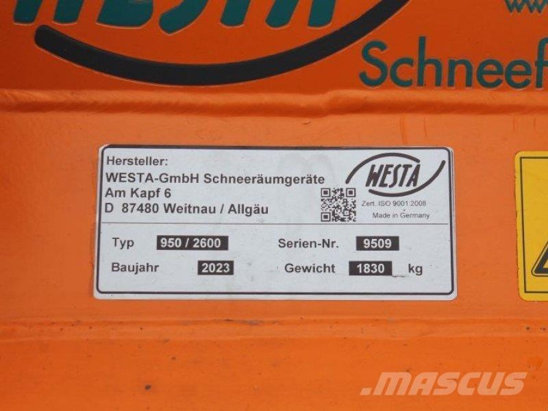  WESTA 950/2600 扬雪机