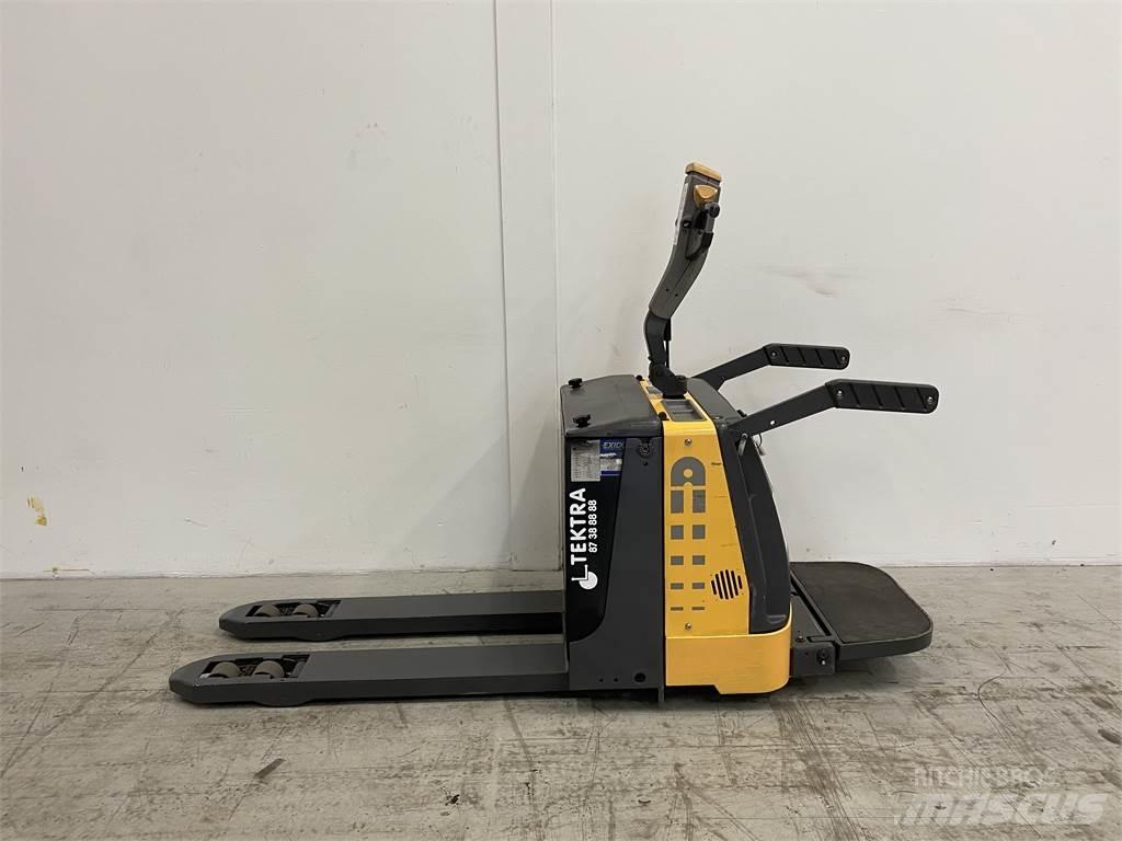 Atlet TLP200 电动搬运车