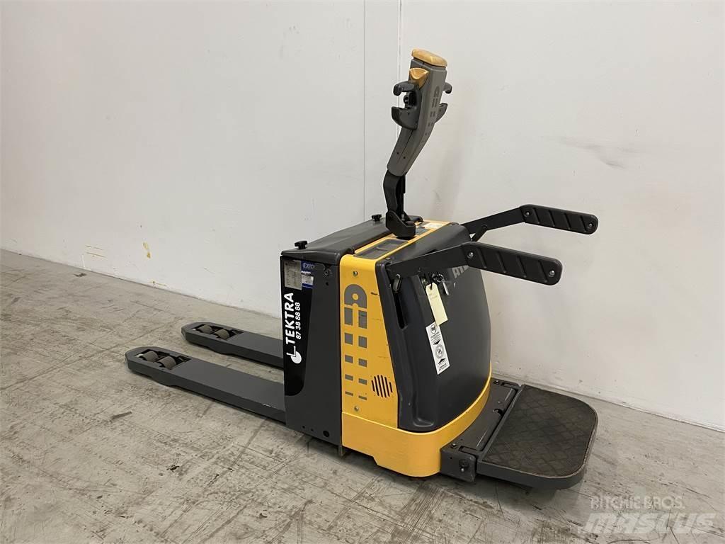 Atlet TLP200 电动搬运车