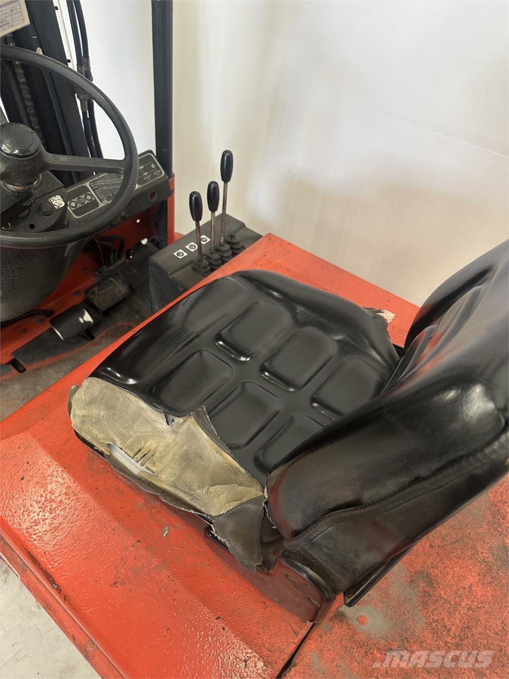 Linde E 15 电动叉车