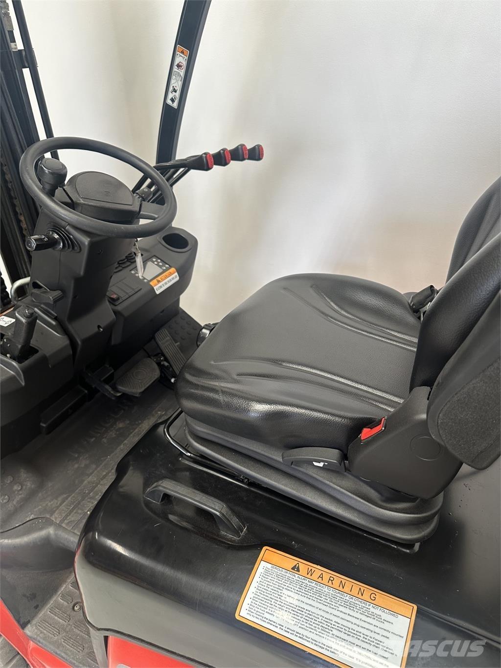 Tektra CPD35-XC4 电动叉车