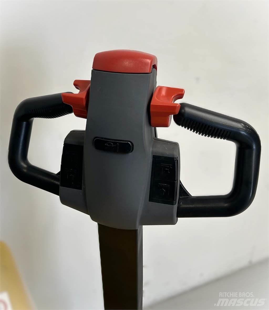 Tektra ES08-20WAI 手推堆垛车