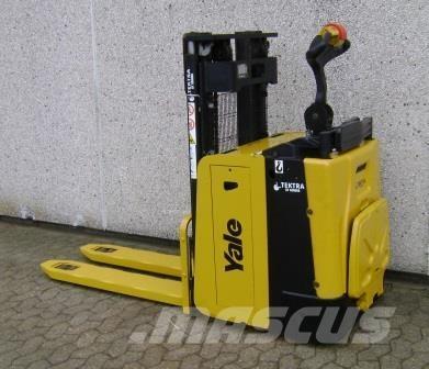 Yale MP20XD 行走式堆垛机