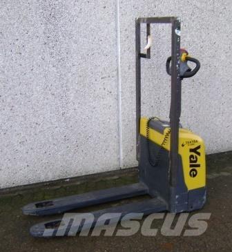 Yale MPC14 - 520 手摇升降机