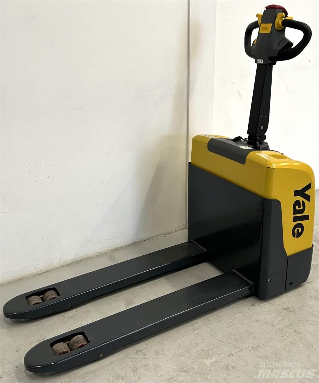 Yale MPC14 - 550 手摇升降机