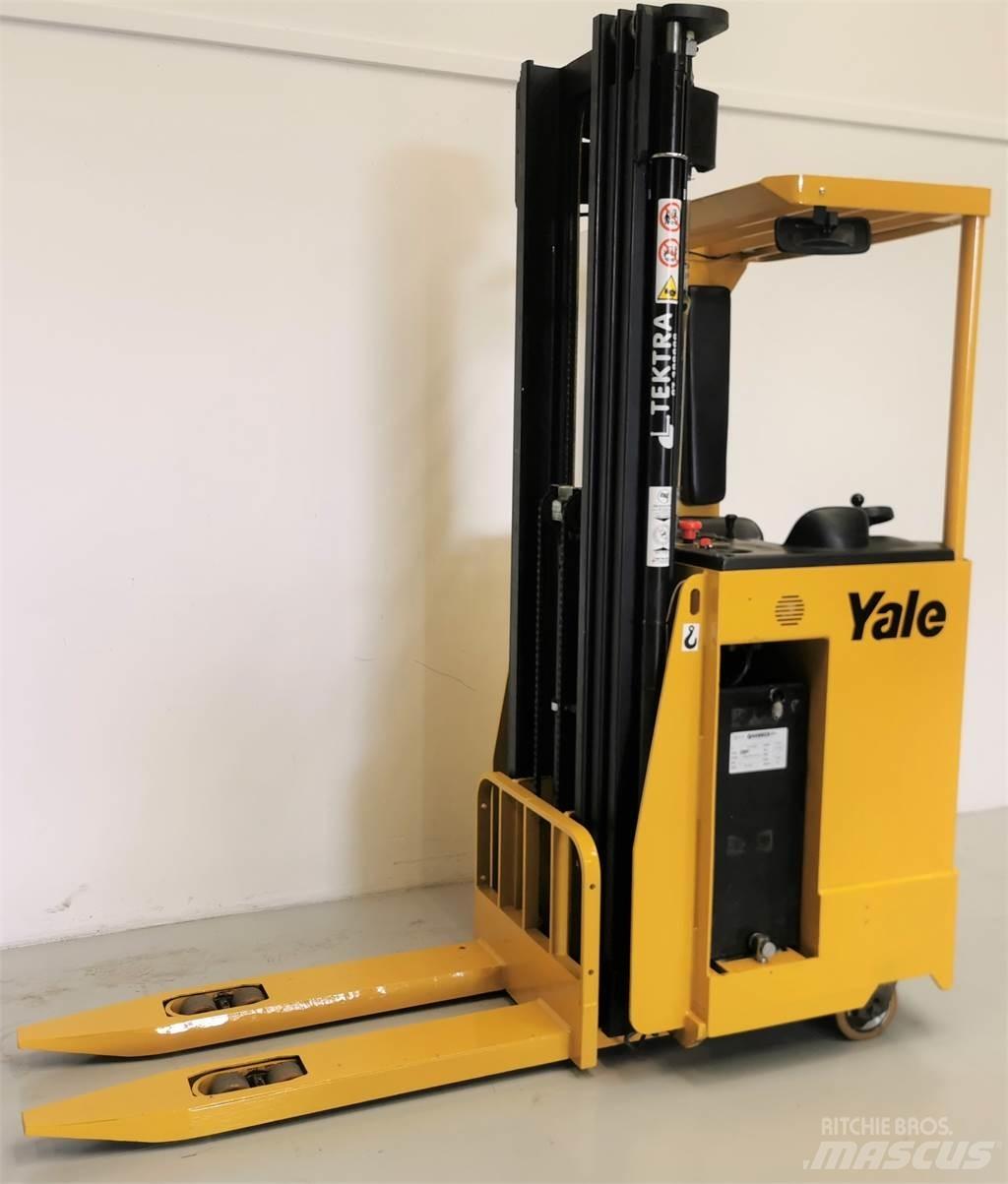 Yale MS15S 行走式堆垛机