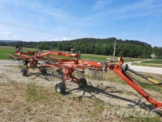 Kuhn GA 6632 料堆整形机