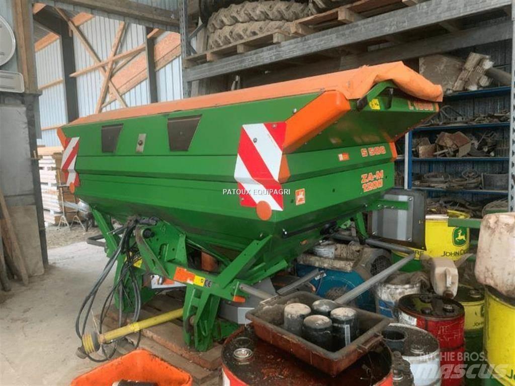 Amazone ZAM 2700 矿物肥料撒播机