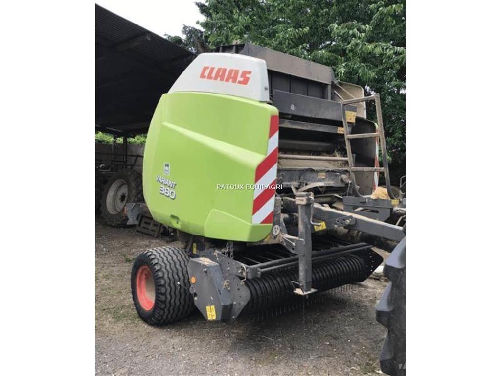 CLAAS VARIANT 380 圆捆打捆机