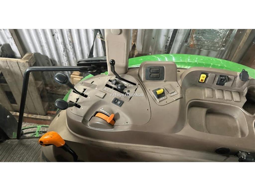 John Deere 5058E 拖拉机/农用车