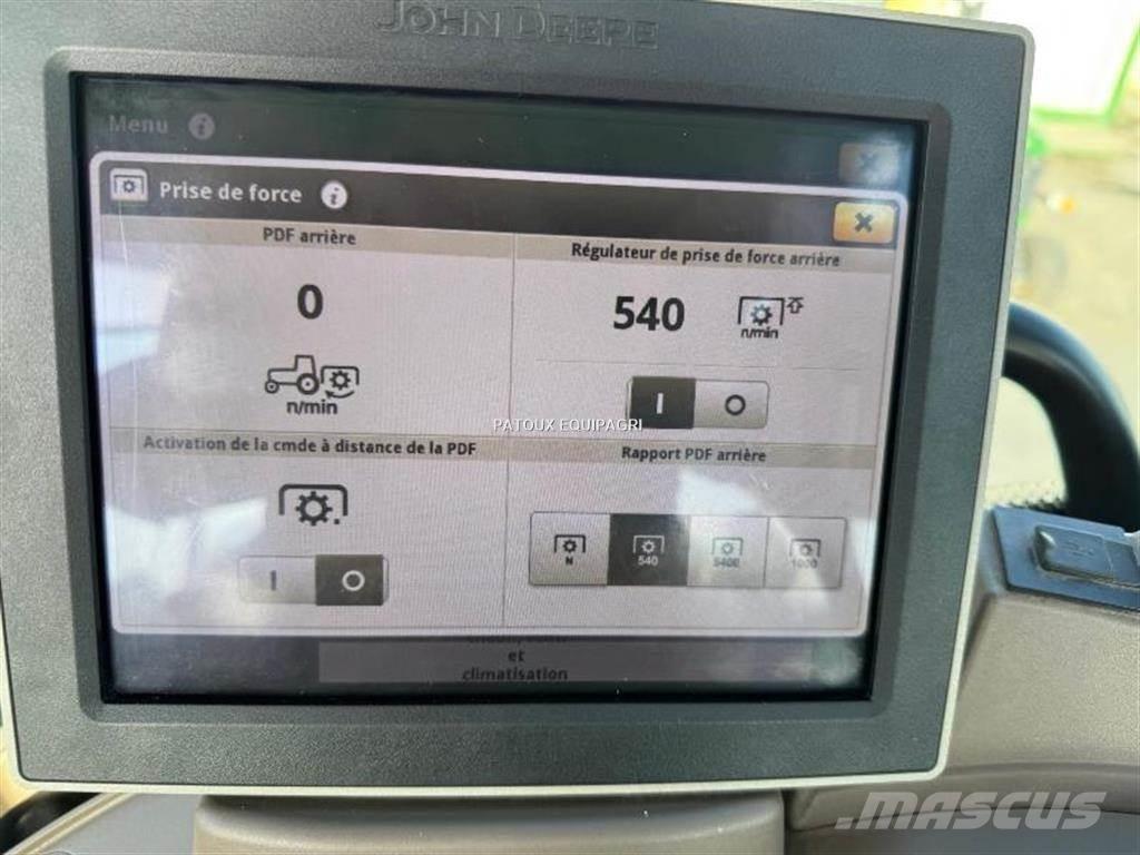 John Deere 6130R 拖拉机/农用车