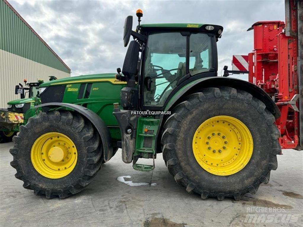 John Deere 6R250 拖拉机/农用车