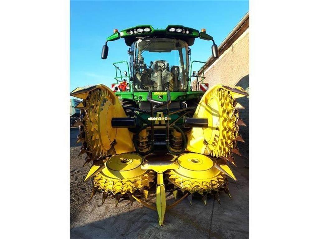 John Deere 8400 青饲料收获机