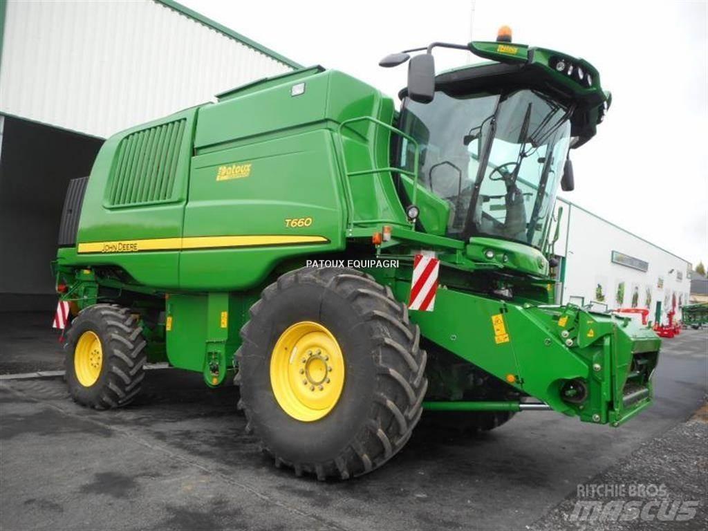 John Deere T660 联合收割机