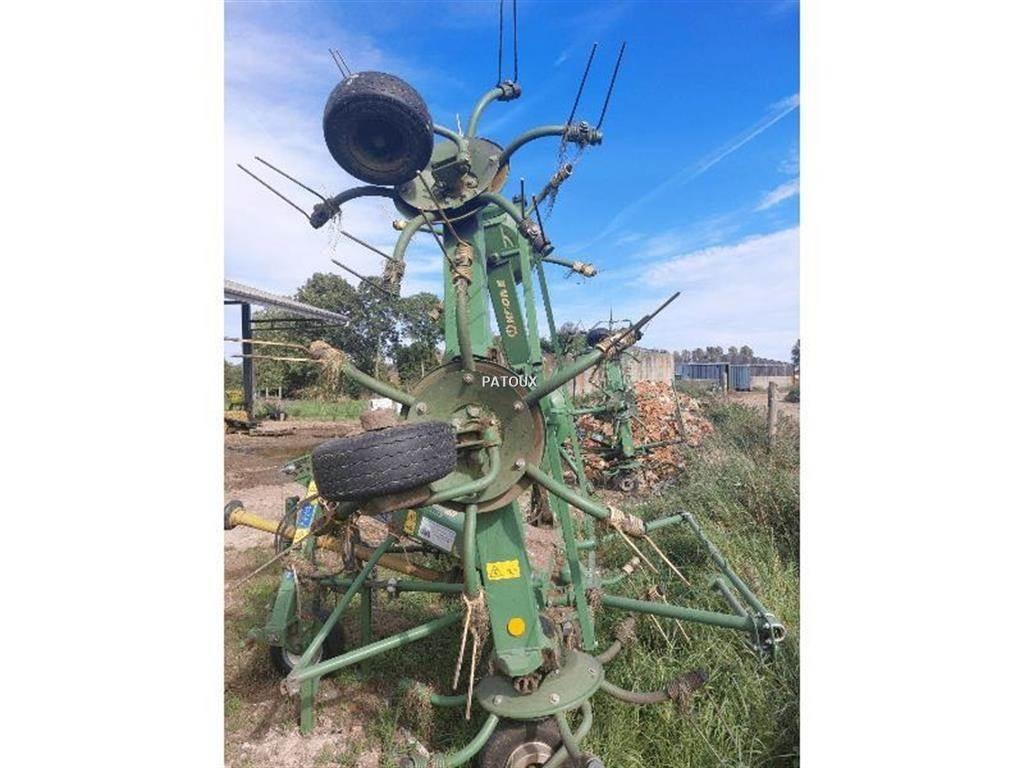 Krone KW6.72 犁耙和摊草机