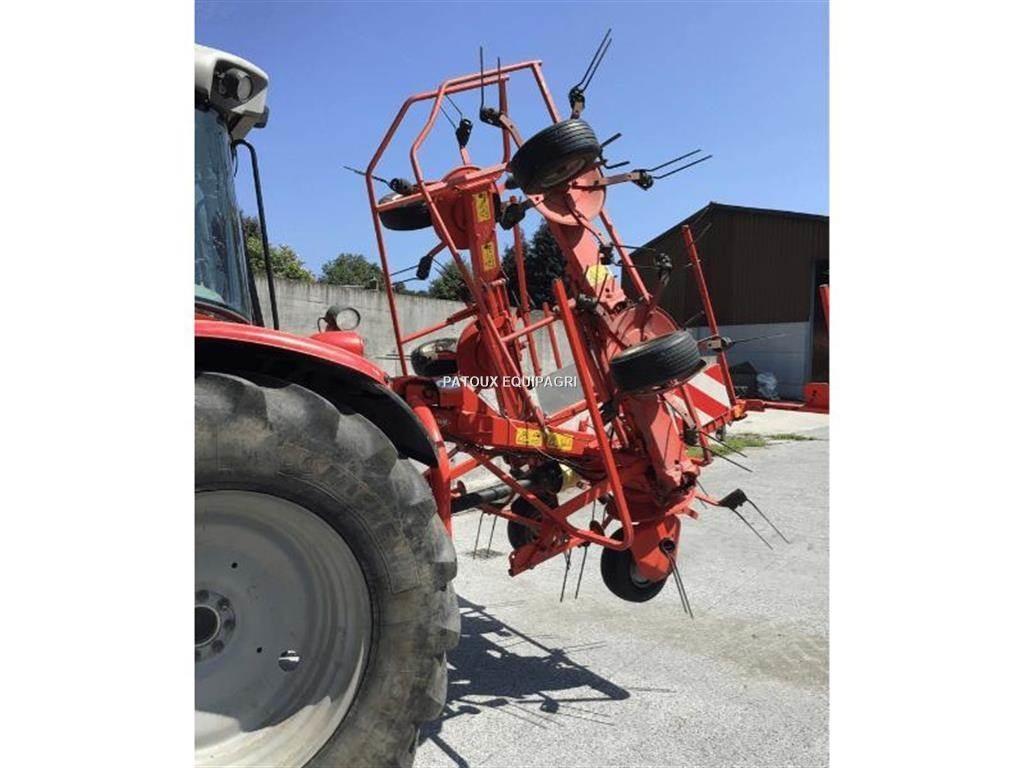 Kuhn GF5902 犁耙和摊草机