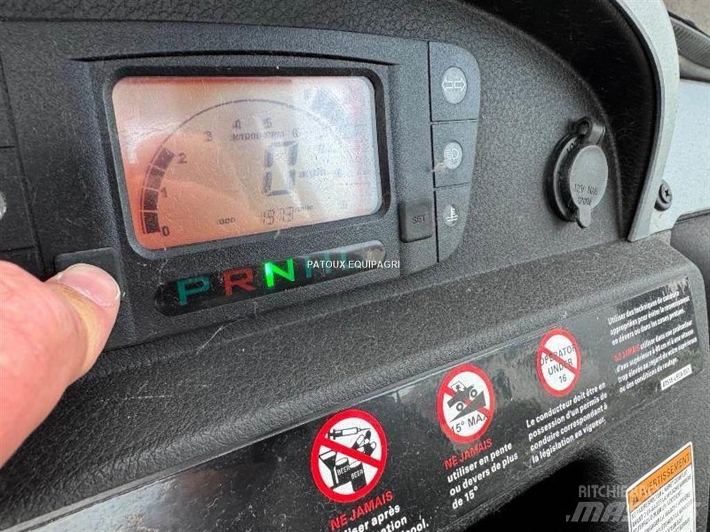 Kymco UXV 700 沙滩车