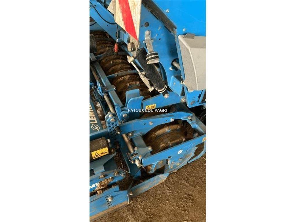 Lemken SAPHIR 10 多功能条播机
