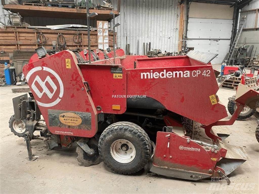 Miedema CP42 马铃薯播种机