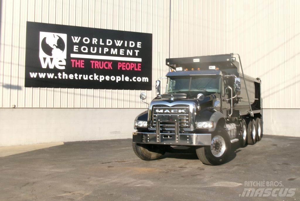 Mack GR64F 自卸式货车