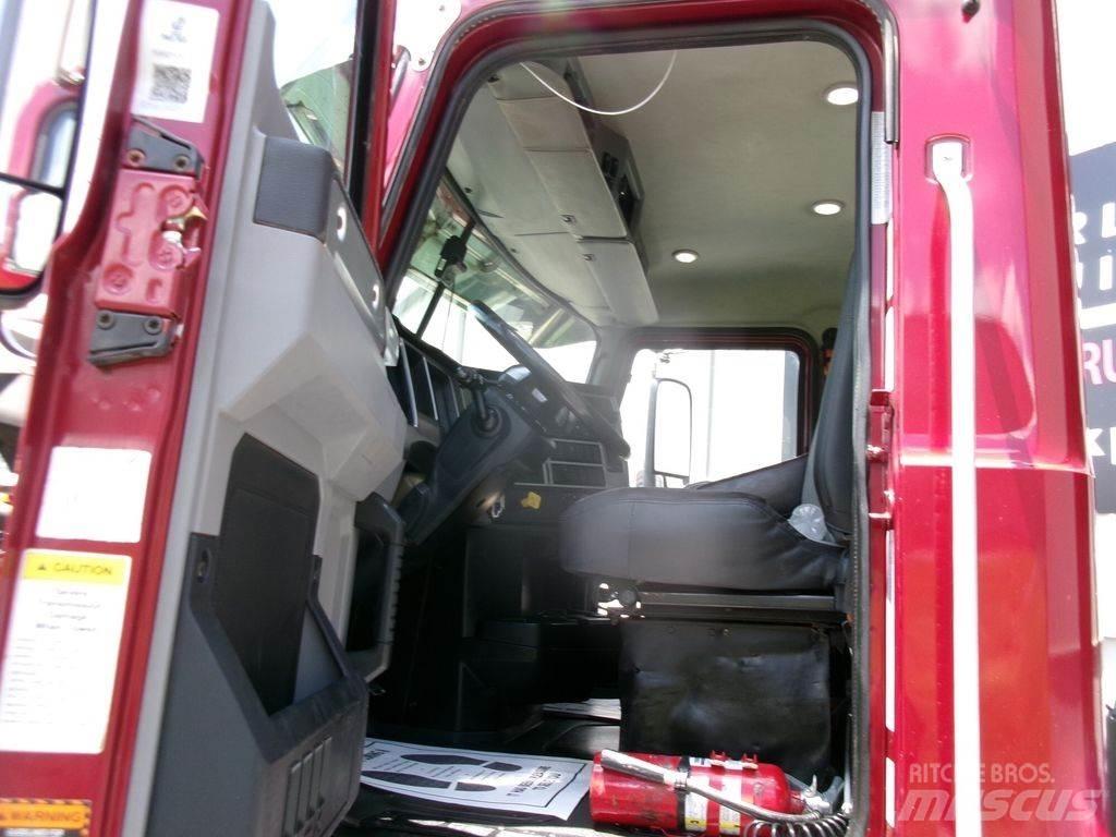 Mack Granite 自卸式货车