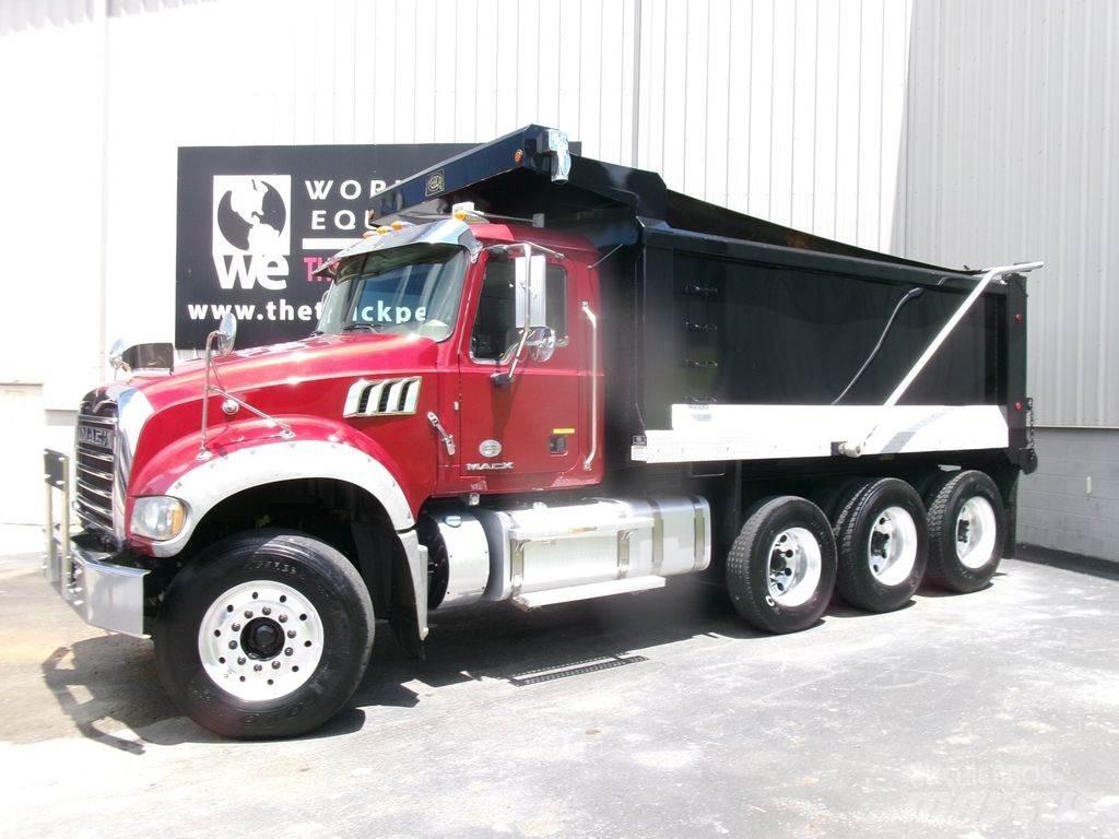 Mack GU 713 自卸式货车