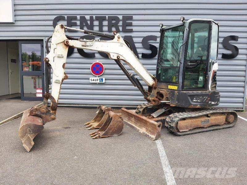 Bobcat E27Z E2 小型挖掘机
