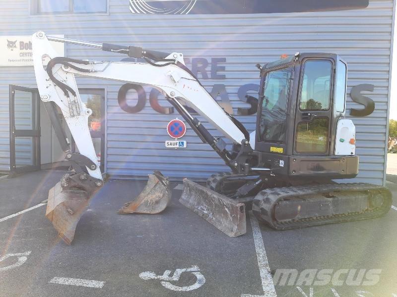 Bobcat E50 小型挖掘机