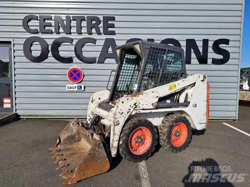 Bobcat S100 滑移装载机