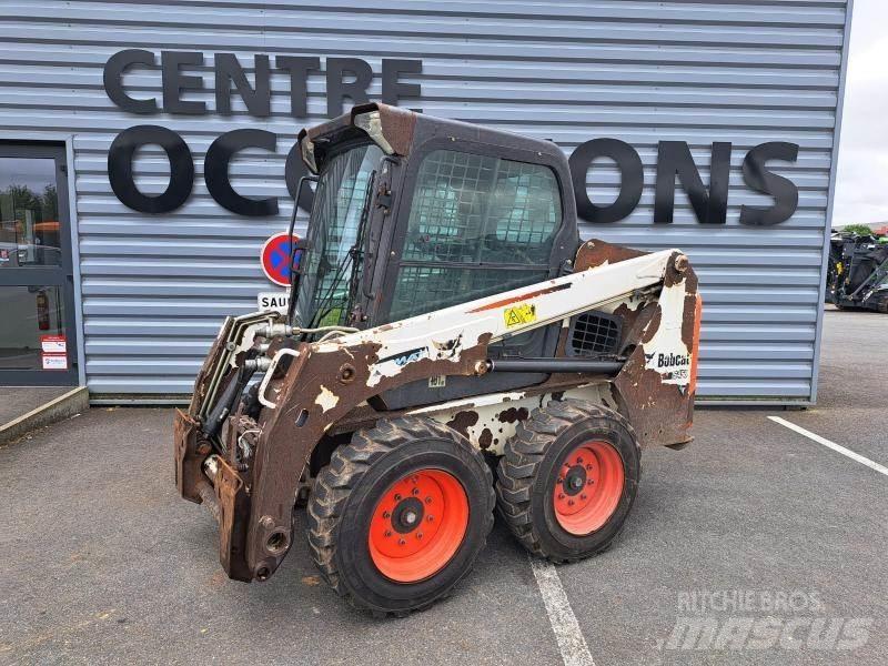 Bobcat S450-E 滑移装载机