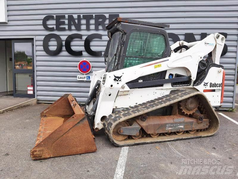Bobcat T870-E2 滑移装载机