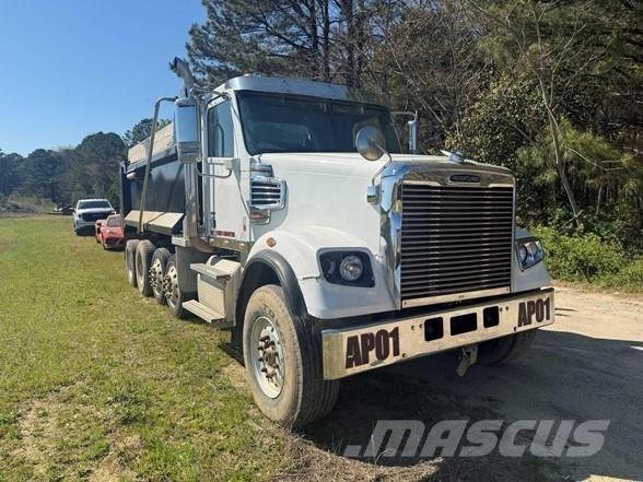 Freightliner 122SD 自卸式货车
