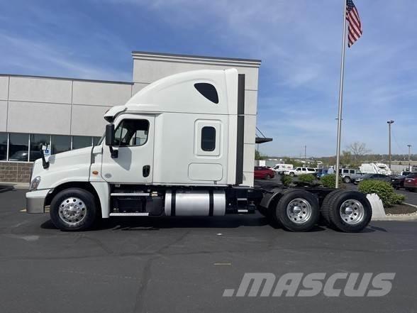 Freightliner CASCADIA 116 牵引车