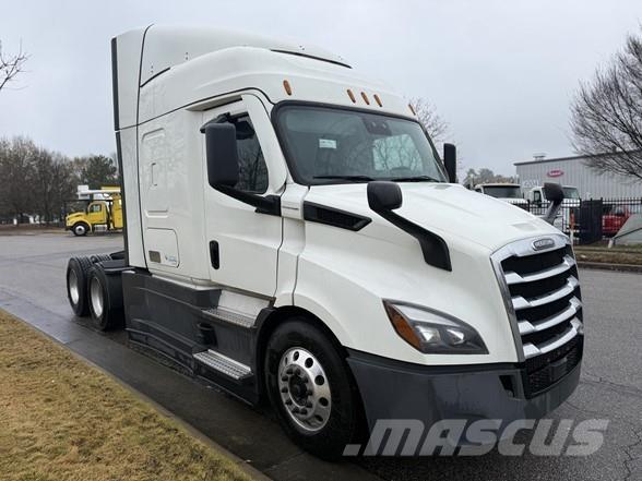 Freightliner CASCADIA 116 牵引车