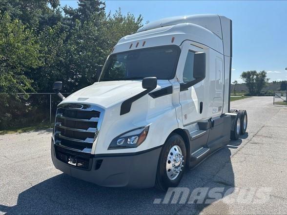 Freightliner CASCADIA 116 牵引车