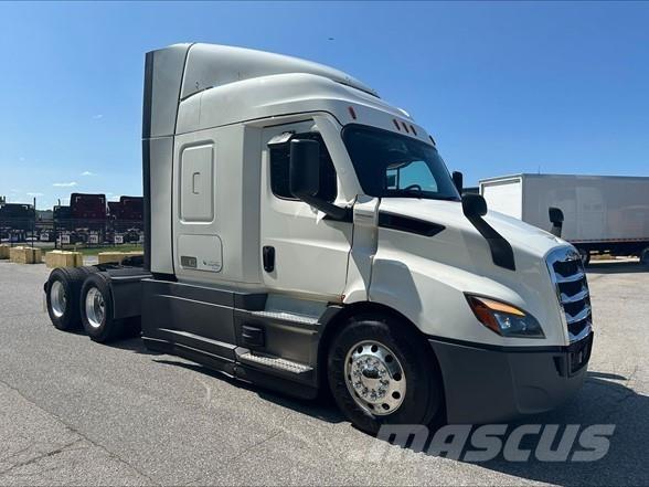 Freightliner CASCADIA 116 牵引车