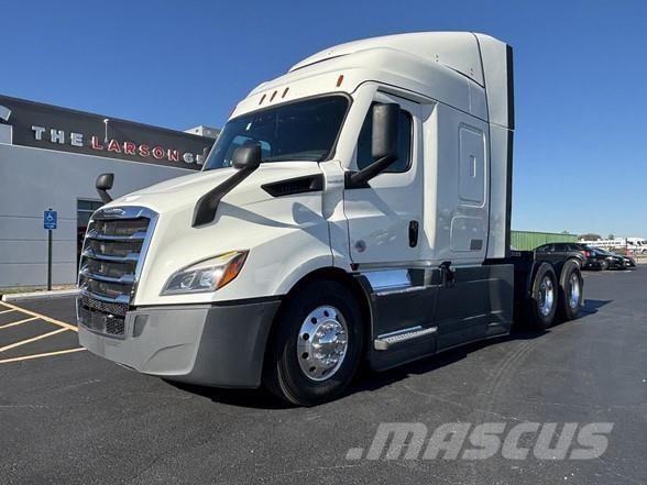 Freightliner CASCADIA 116 牵引车