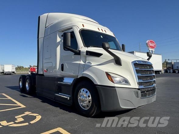 Freightliner CASCADIA 116 牵引车