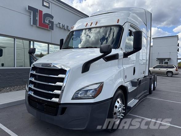 Freightliner CASCADIA 116 牵引车