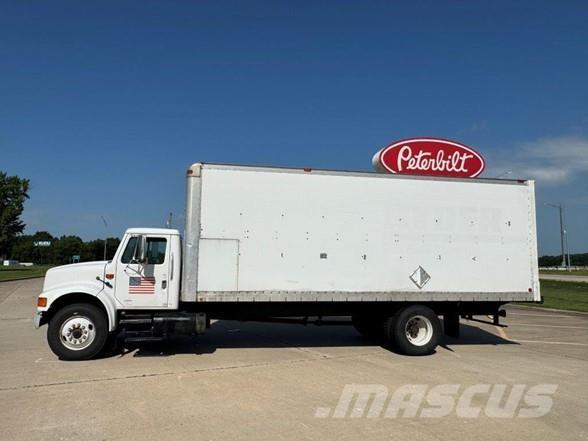 International 4900 厢式货车