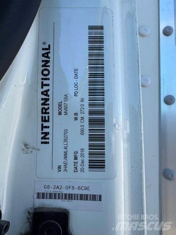 International MV 厢式货车