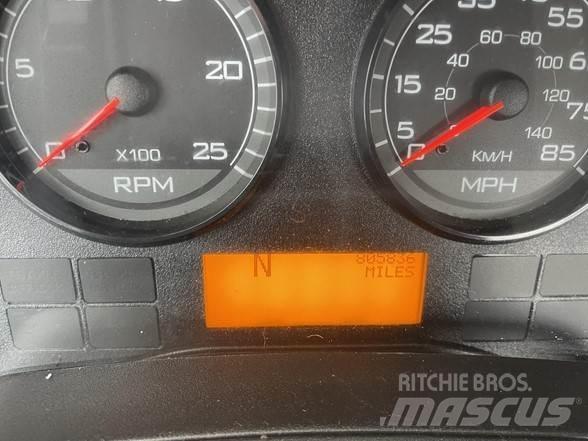 International PROSTAR 牵引车
