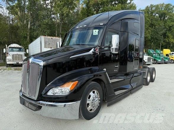 Kenworth T680 牵引车