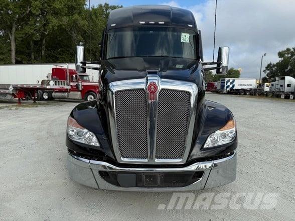 Kenworth T680 牵引车