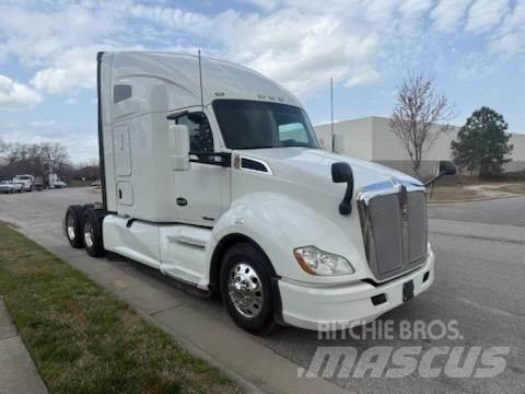 Kenworth T680 牵引车