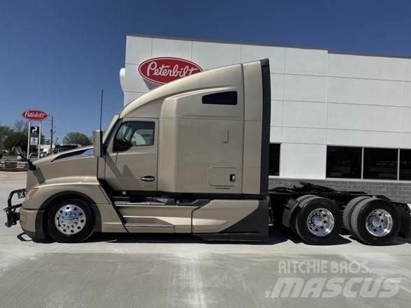 Kenworth T680 牵引车