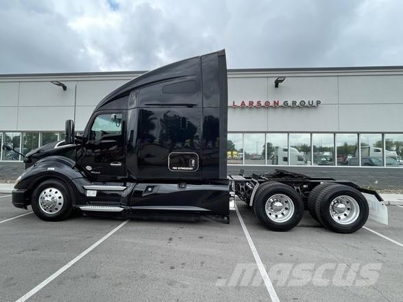 Kenworth T680 牵引车